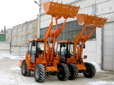Погрузчики. Погрузчик фронтальный БМЕ 1565-01 (ВМЕ 1565-01) купить с доставкой по России Погрузчики. Погрузчик фронтальный БМЕ 1565-01 (ВМЕ 1565-01) купить с доставкой по России